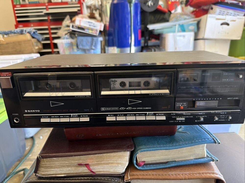 Vintage Sanyo RD-W41 Dual Double Cassette Deck, Black - Vintage work/parts only!